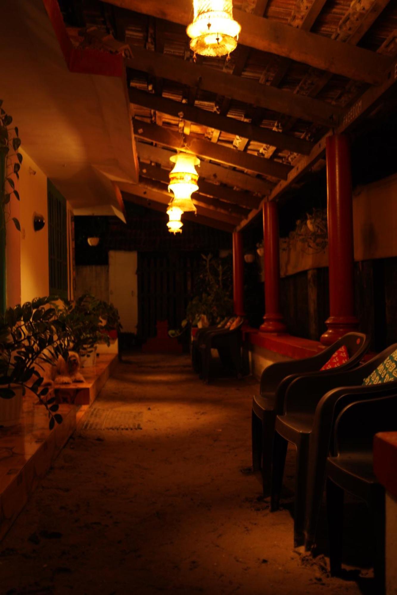 House In The Beach Alappuzha Exterior photo
